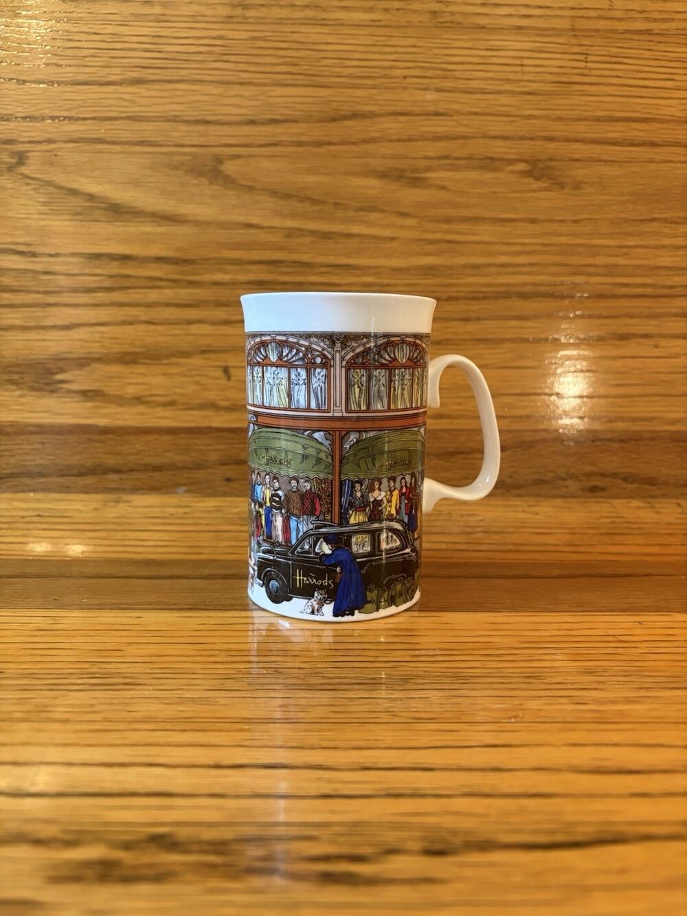 Harrods Knightsbridge Fine Bone China Mug, Made in England, Decorated Handle